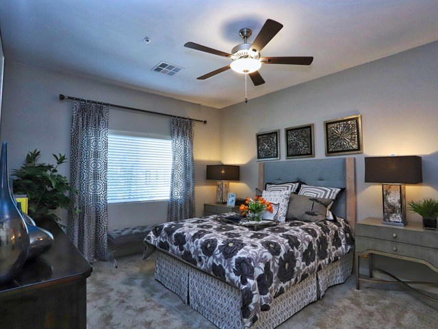 MorningStar Senior Living at Golden Ridge